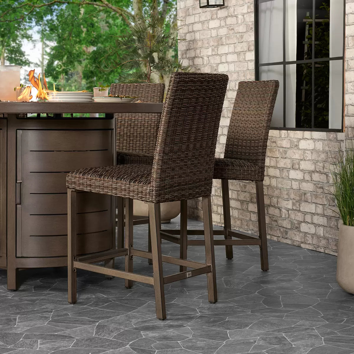 Agio McKinnon 7 Piece High Fire Dining Set + Cover